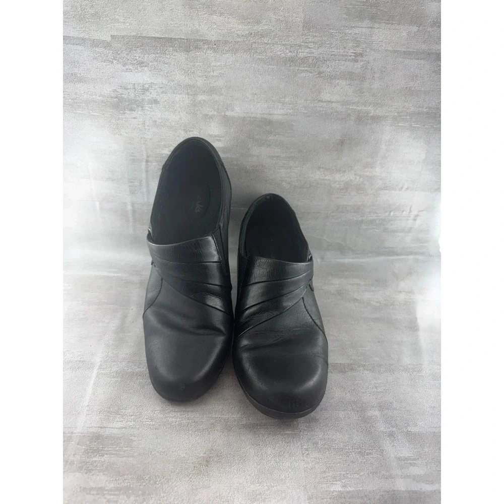 Clarks Bendables Black Leather Pleated Block Heel Loafers Women Sz 10M 62720